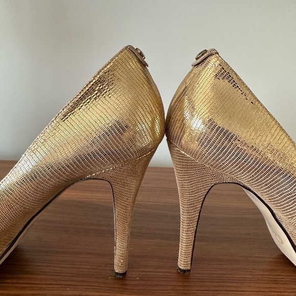 Michael Kors heels - Picture 4 of 7